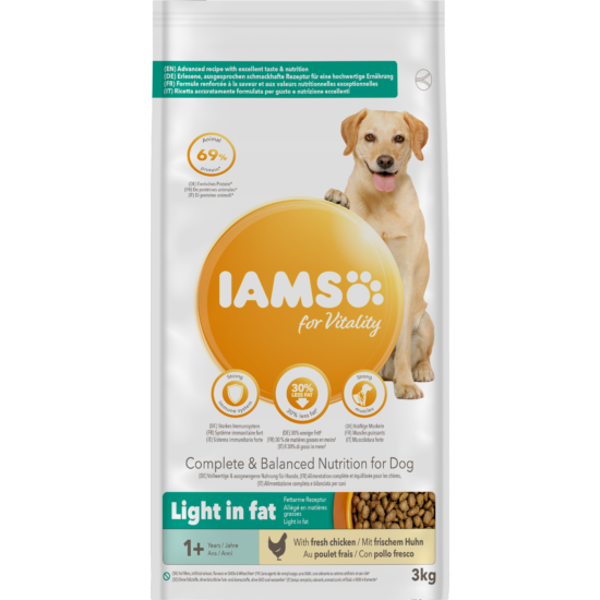 IAMS for Vitality Light zsírszegény száraztáp felnőtt kutyák számára friss csirkehússal 3Kg
